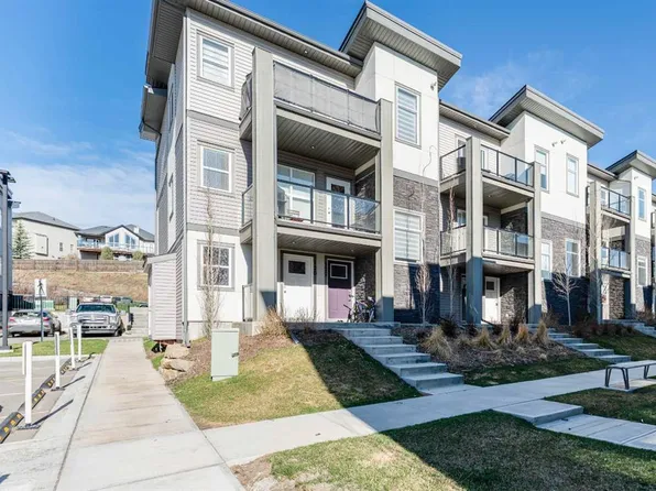 120 Spring Creek Cmn SW, Calgary, AB T3H 6E2