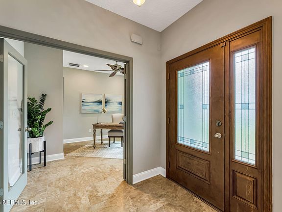 5th image of 208 PINDO PALM Drive