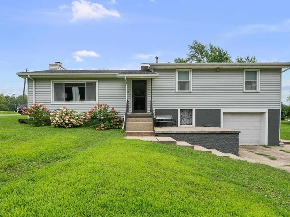 718 Harrison St, Kewanee, IL 61443