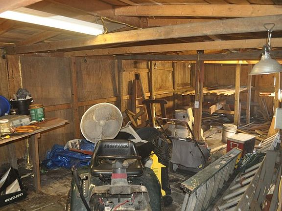 2nd image of 5601 Cypress Dr