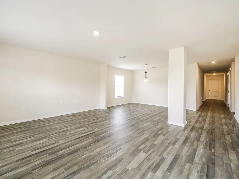 1109 SW 2nd St — Photo 7