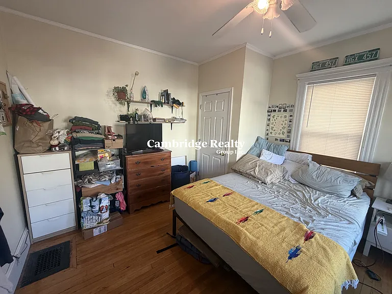125 Hillsdale Rd #1T — Photo 1
