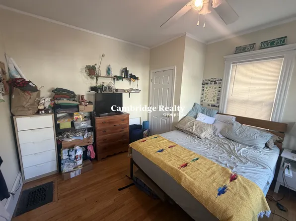 125 Hillsdale Rd #1T, Somerville, MA 02144