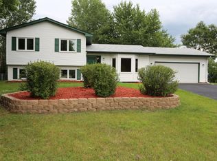 13683 Xavis St NW, Andover, MN 55304