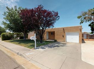 1817 Kirby Ct NE, Albuquerque, NM 87112