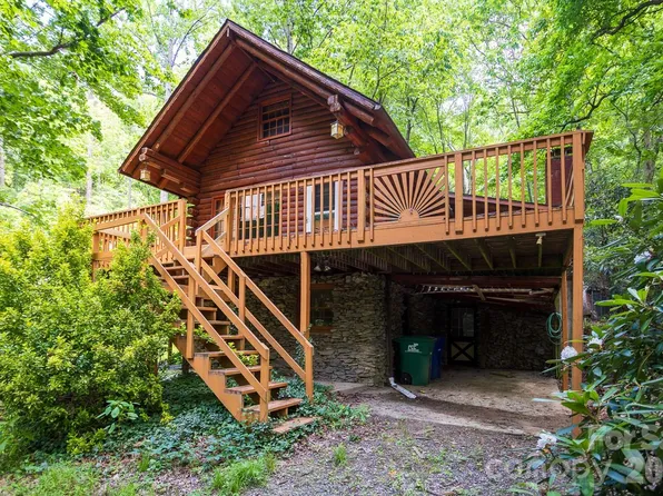 305 Melanie Ln, Black Mountain, NC 28711