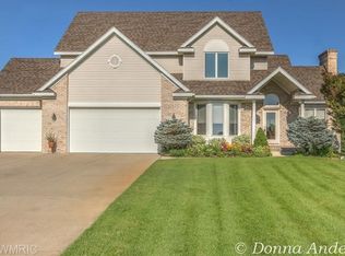8901 Claire Ct SE, Alto, MI