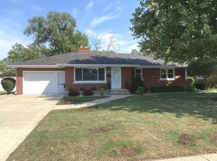 1035 W Vanmeter St, Kankakee, IL 60901