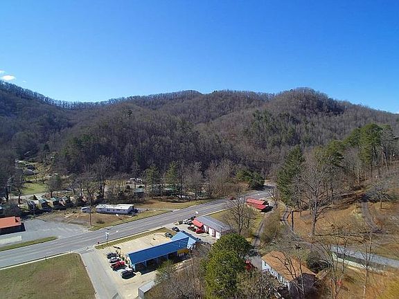 2nd image of Tee Pee Dr