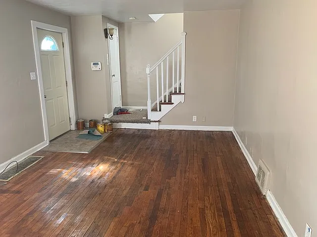 513 S Edison Ave — Photo 3
