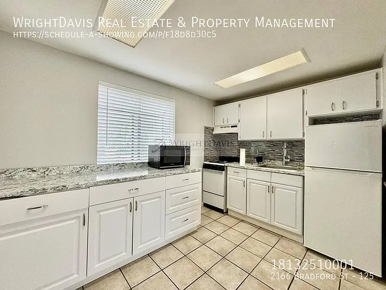 2166 Bradford St #125 — Photo 6