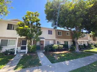 676 E 5th St, Azusa, CA 91702