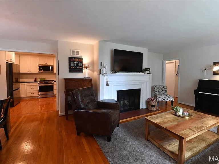 342 Greenleaf Dr — Photo 10