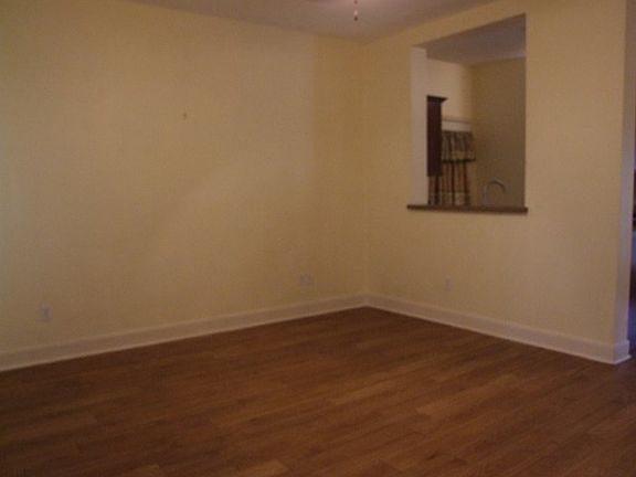 5th image of 108 Jasper Ln