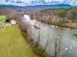 759 Ela Ln, Bryson City, NC 28713