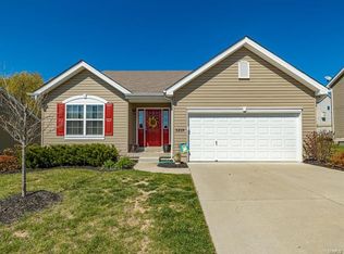 6805 Eagles View Dr, Pacific, MO 63069