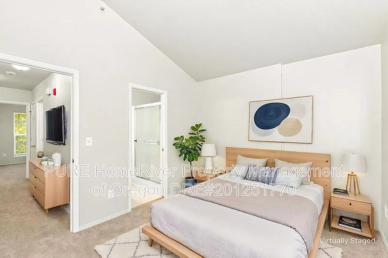 2 bed, 2.5 bath, 1270 sqft, $2,495 — Photo 2