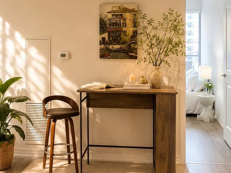 251 Jarvis St #315 — Photo 8