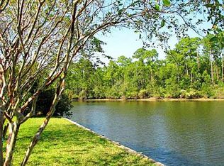 27 Keyser Ln, Gulfport, MS 39507