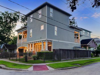325 E 24th St #2, Houston, TX, 77008