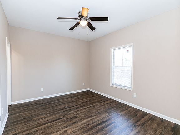 4th image of 4130 Barrington Dr #A33e