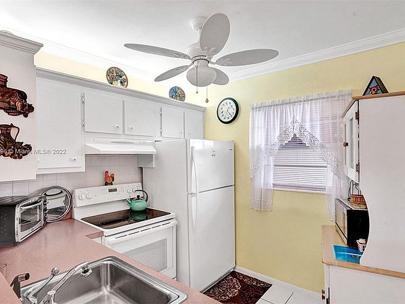 4th image of 5003 NW 35th St APT 606