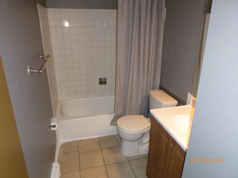 404 Pleasant Run Dr #F — Photo 8