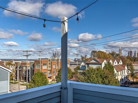 4th image of 1334 W 54th St #1