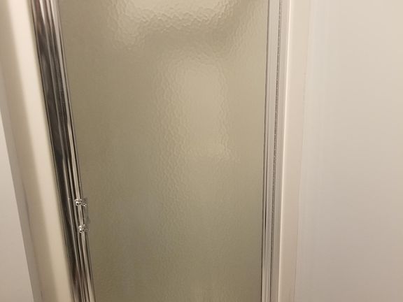 5th image of 1-296 Halladay St #1