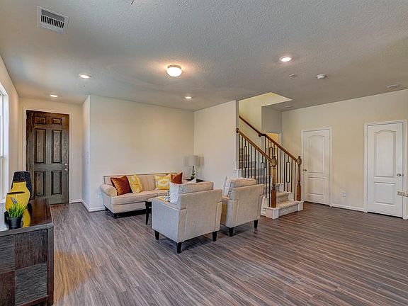 5th image of 13042 Mills Creek Meadow Dr
