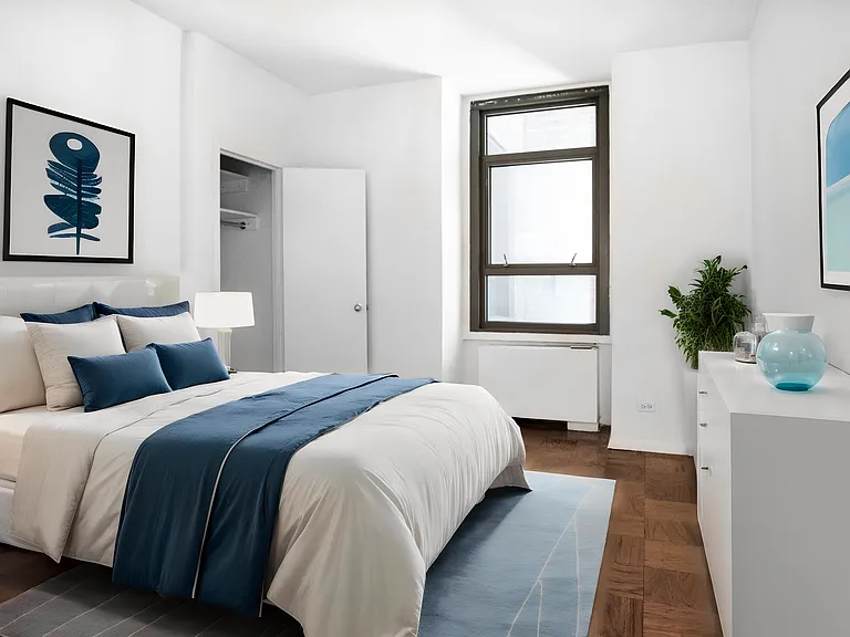 4 Park Ave #9G — Photo 2