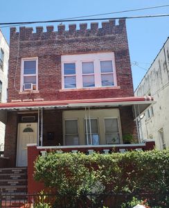 215 E 91st St, Brooklyn, NY, 11212