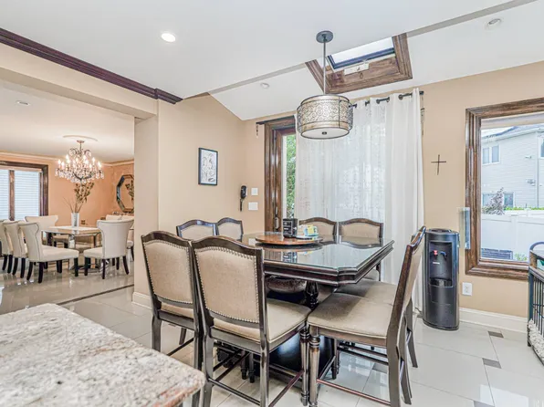 14 Walnut Place image 20 of 47