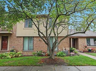 41715 Bedford Dr, Canton, MI