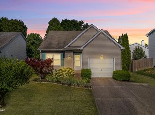 4202 Mimosa View Dr, Louisville, KY 40299