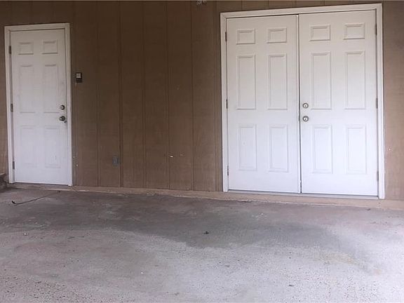 4th image of 1206 Montgomery Blvd