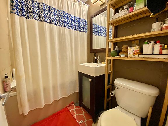 3rd image of 1061 Bergen St APT 6