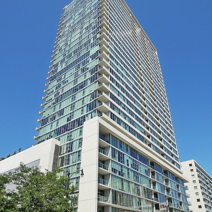 1st image of 1720 S Michigan Ave APT 1605