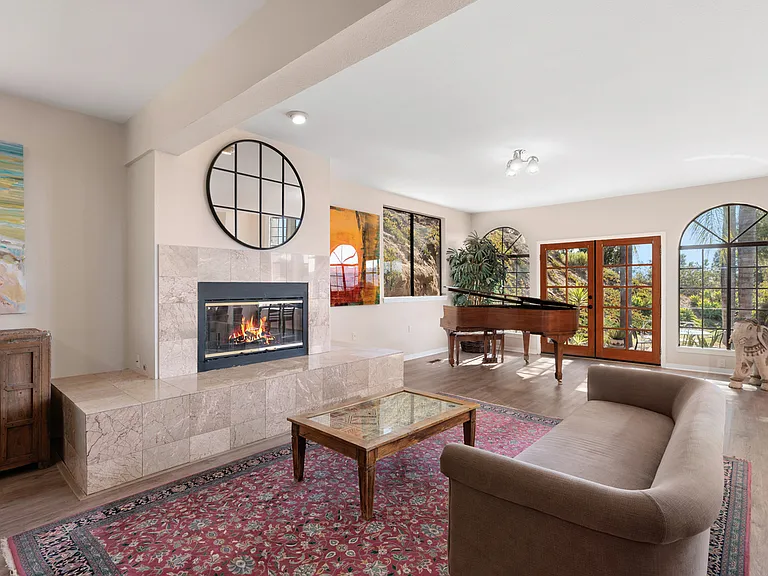 2808 Lakemont Dr — Photo 5