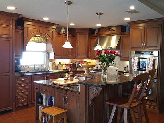 5th image of 10612 Lake Vista Dr