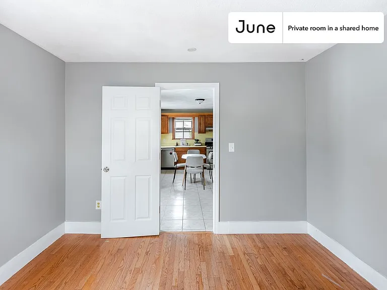 26 Charnwood Rd #A — Photo 5
