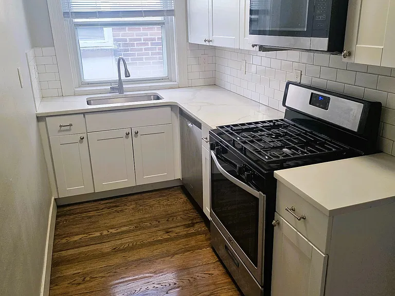 6436 Alamo Ave #2W — Photo 3