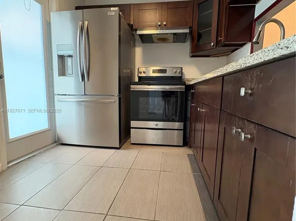 4441 NW 16th St APT J102, Fort Lauderdale, FL 33313