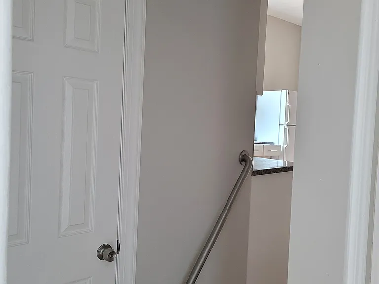 637 N 32nd St — Photo 16