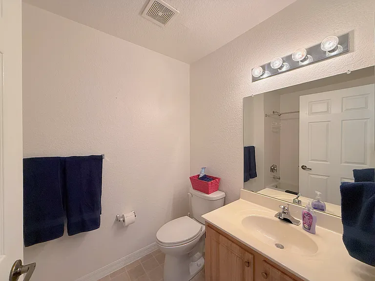 4007 Venetian Bay Dr #104 — Photo 13