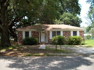 2815 Fourth St, Beaufort, SC 29902