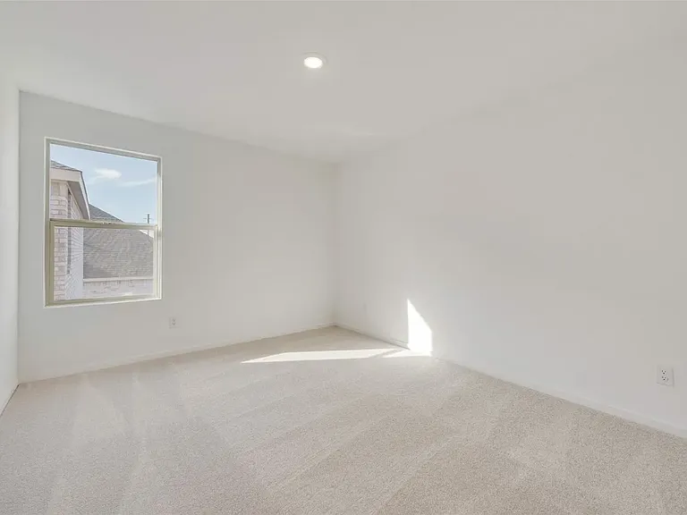 233 Ashbrook St — Photo 20