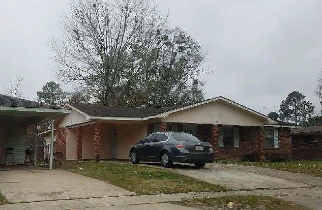 2nd image of 11568 Catalpa Dr