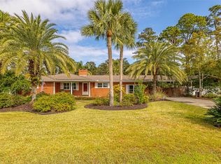 394 W Shore Dr, Brunswick, GA 31520