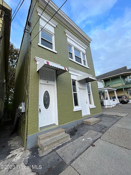 2nd image of 767 Eastern Avenue